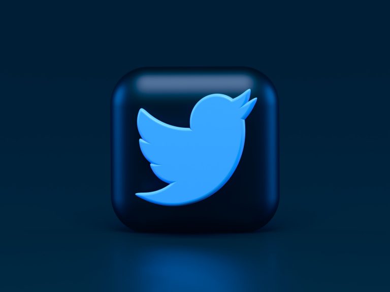 Twitter Twitter
